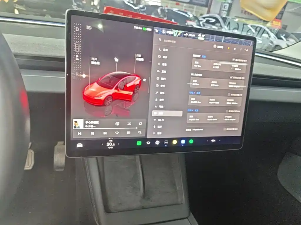 Tesla Model 3 — фото 13