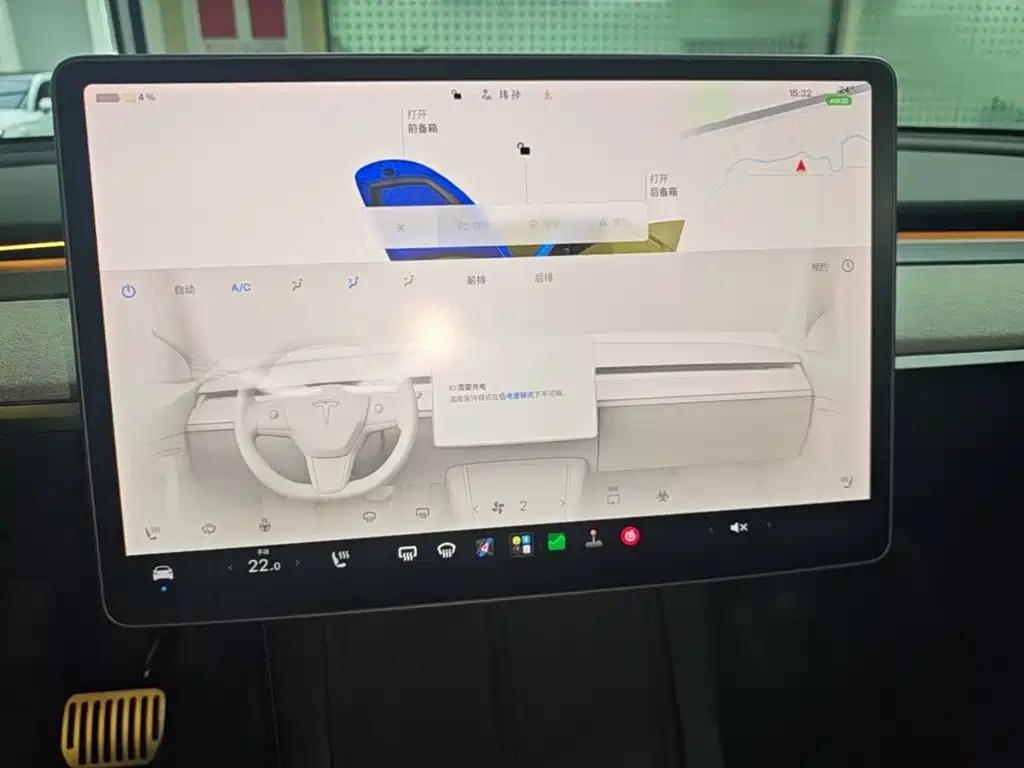 Tesla Model Y — фото 13