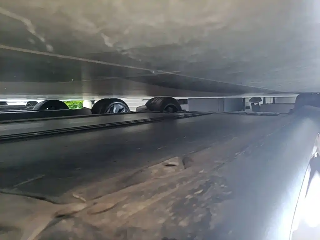 Tesla Model Y — фото 21