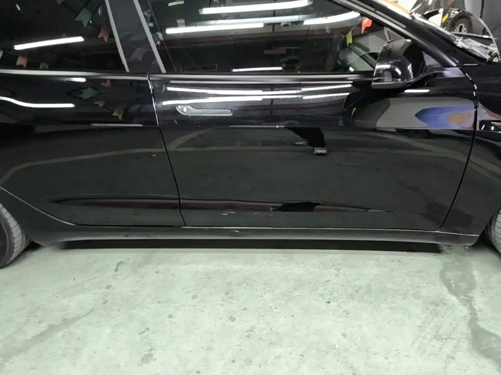 Tesla Model 3 — фото 21