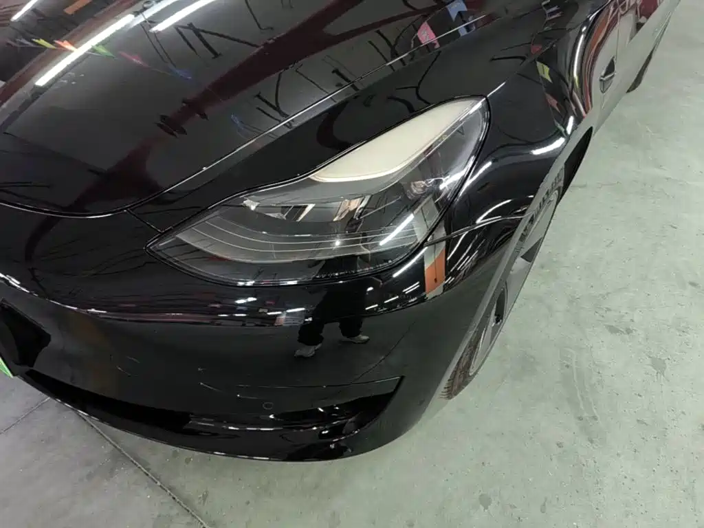 Tesla Model 3 — фото 24