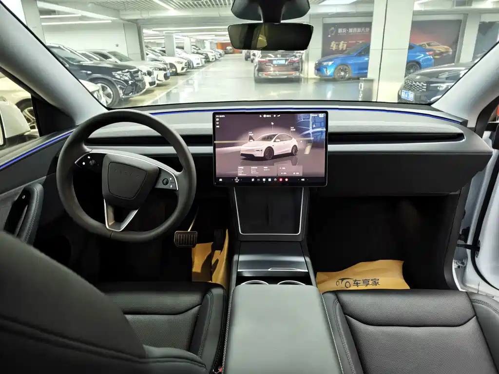 Tesla Model Y — фото 4