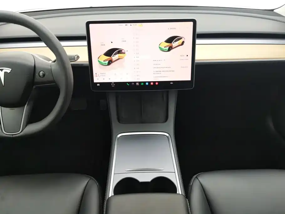 Tesla Model 3 — фото 16