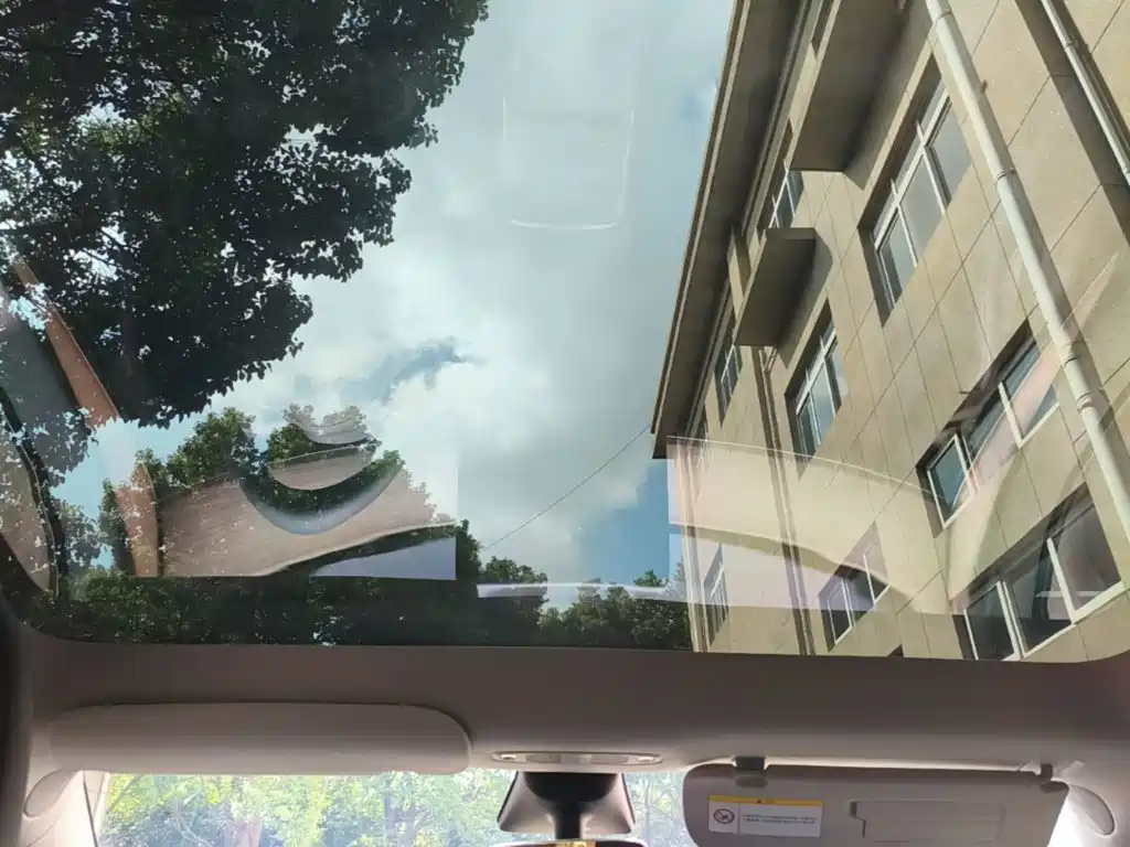 Tesla Model Y — фото 18