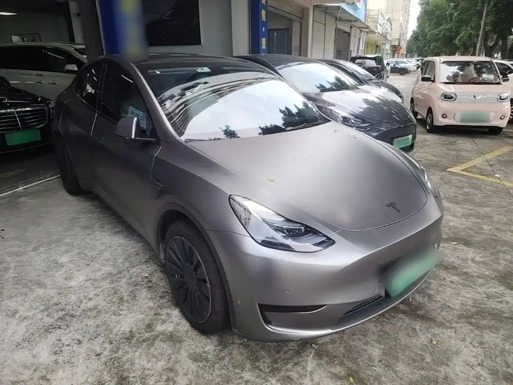 Tesla Model Y — фото 4