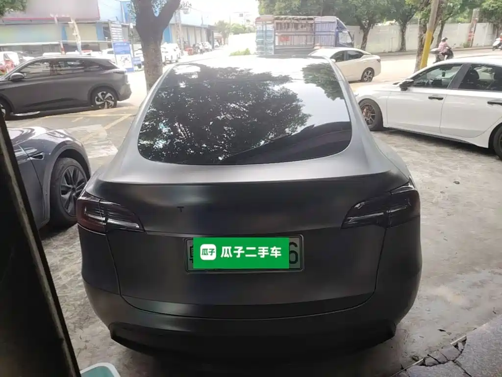 Tesla Model Y — фото 6