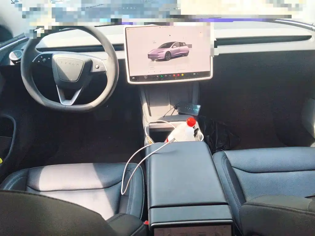Tesla Model 3 — фото 13