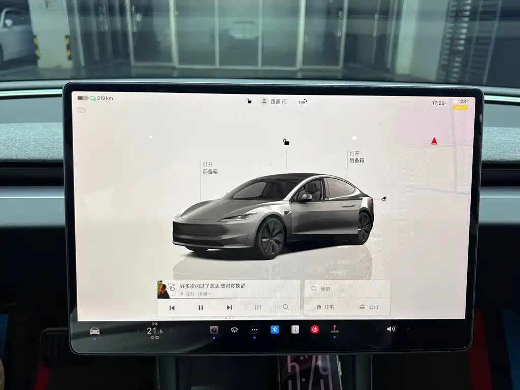 Tesla Model 3 — фото 8