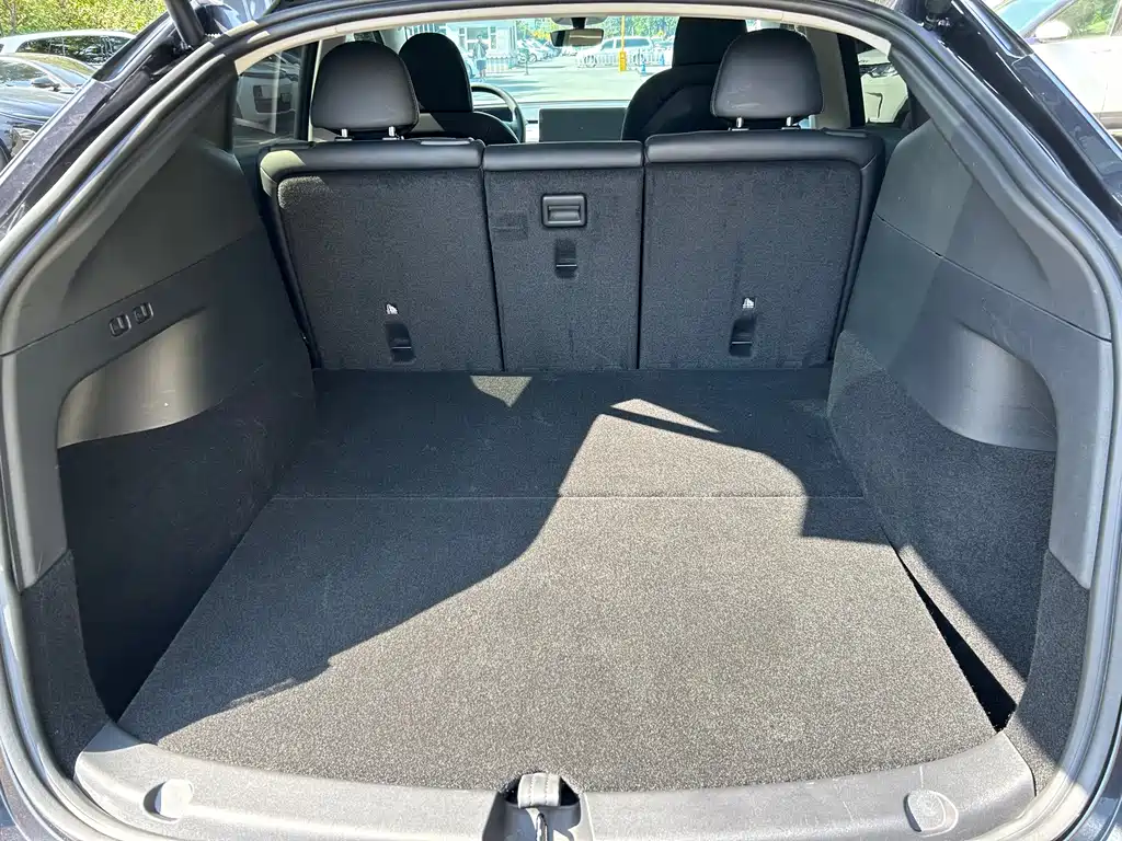 Tesla Model Y — фото 22