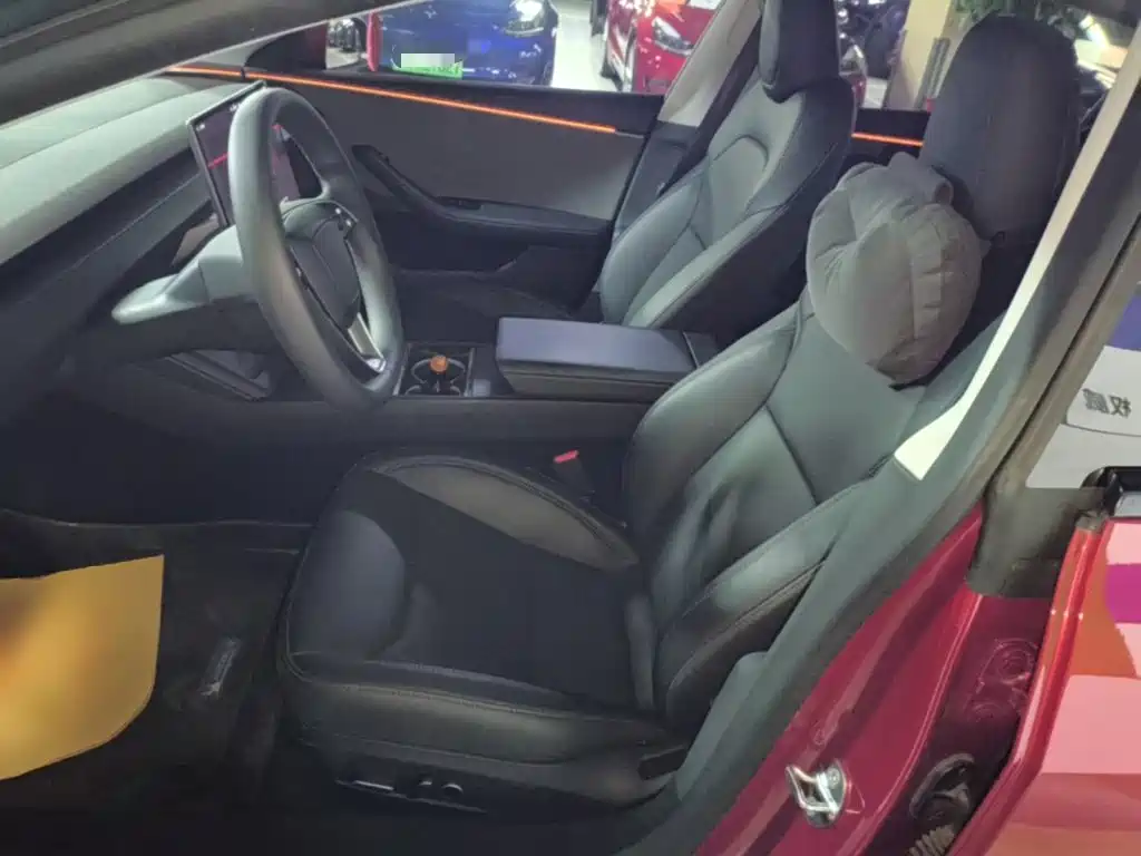 Tesla Model 3 — фото 15