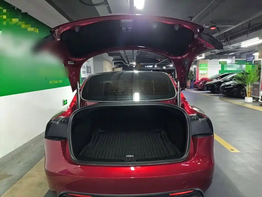 Tesla Model 3 — фото 19