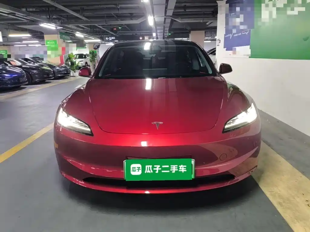 Tesla Model 3 — фото 3