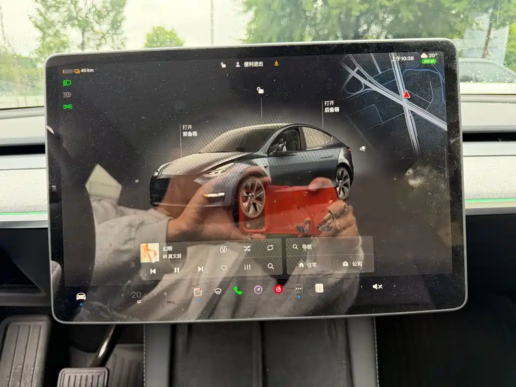 Tesla Model Y — фото 9