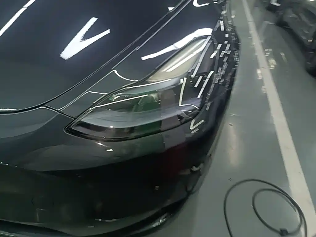Tesla Model Y — фото 24