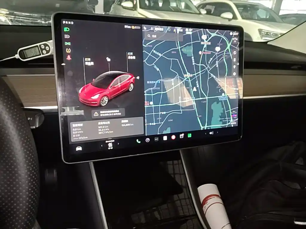 Tesla Model 3 — фото 13