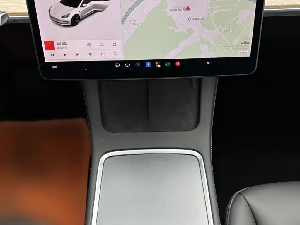 Tesla Model 3 — фото 6