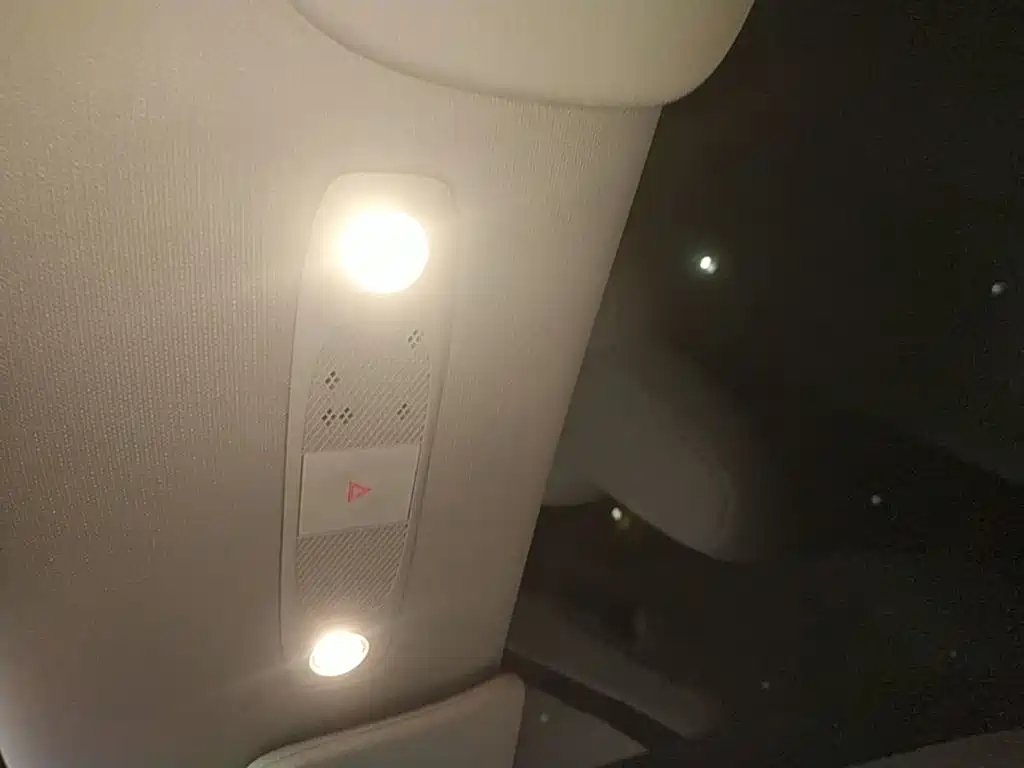 Tesla Model Y — фото 14
