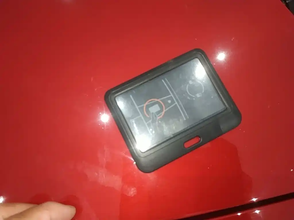 Tesla Model Y — фото 17