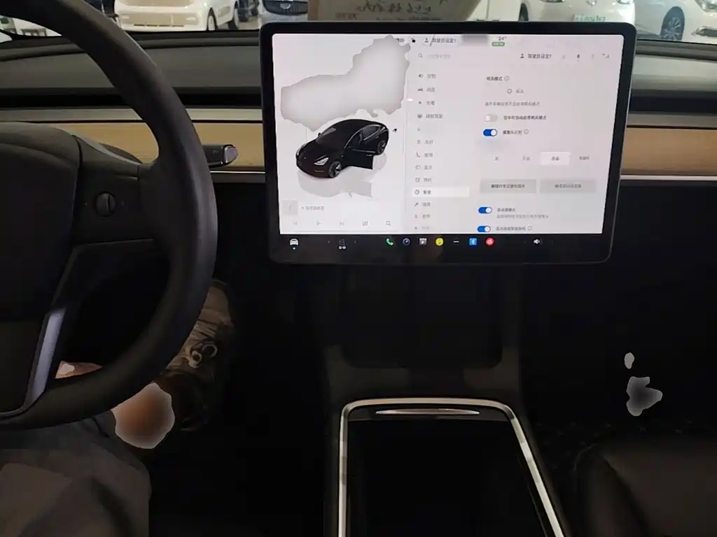 Tesla Model 3 — фото 10