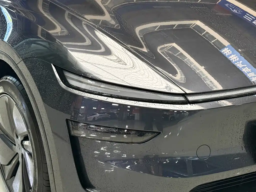 Tesla Model Y — фото 20