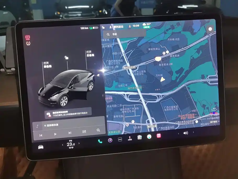 Tesla Model Y — фото 14
