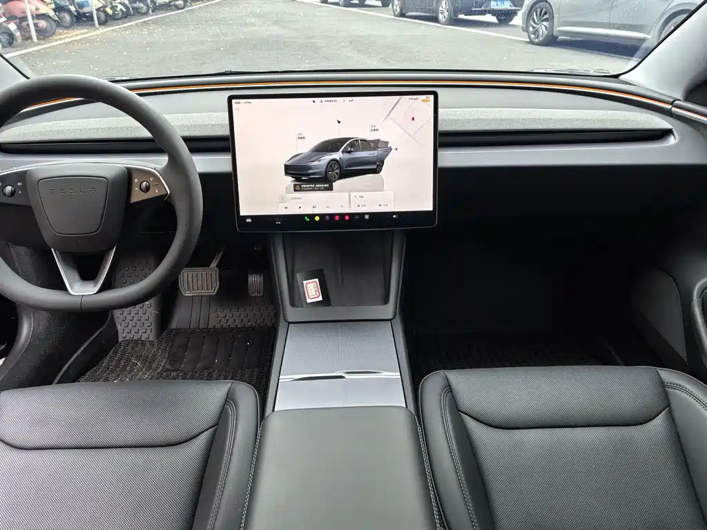 Tesla Model 3 — фото 5