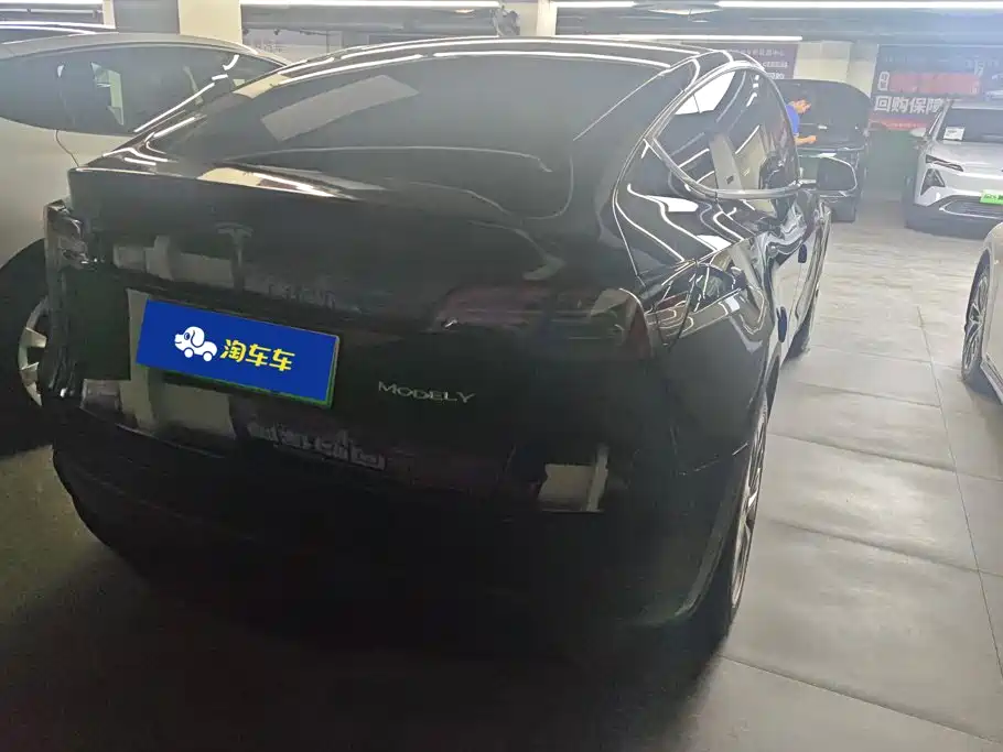 Tesla Model Y — фото 3
