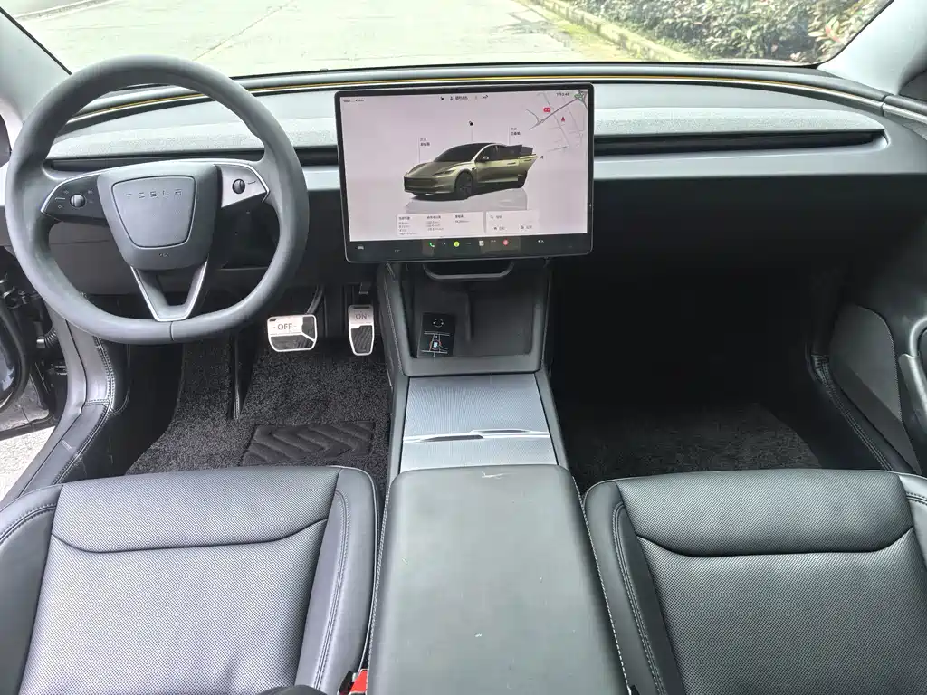 Tesla Model 3 — фото 5