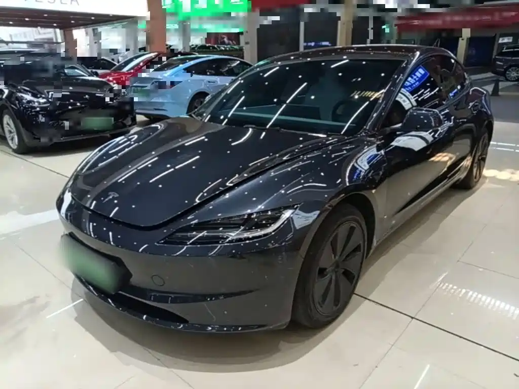 Tesla Model 3 — фото 2