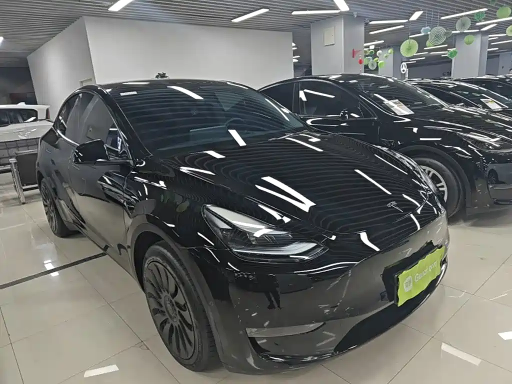 Tesla Model Y — фото 4