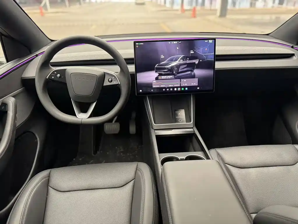 Tesla Model Y — фото 5