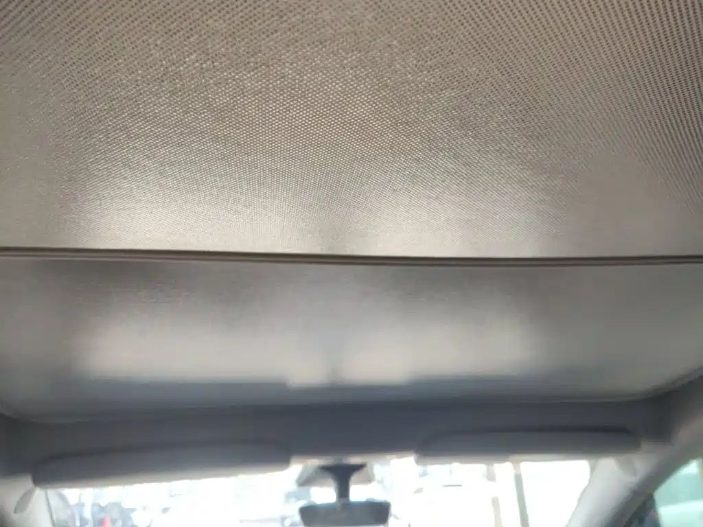 Tesla Model Y — фото 18