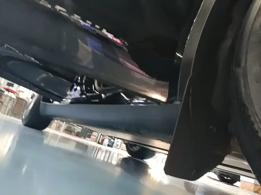 Tesla Model Y — фото 19