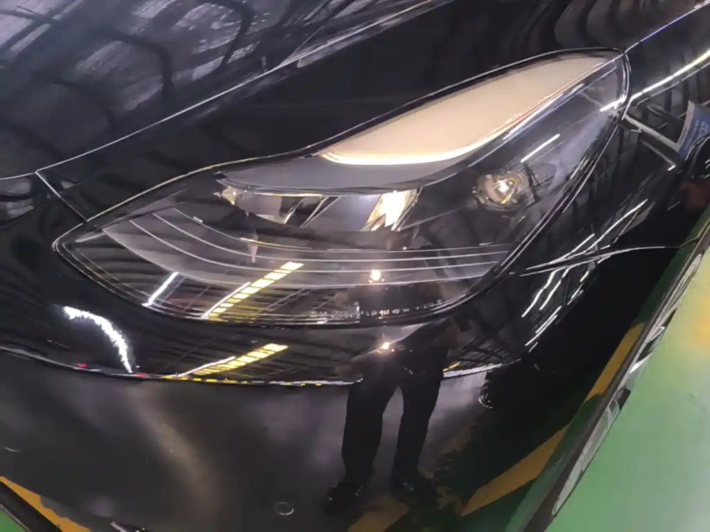 Tesla Model Y — фото 24
