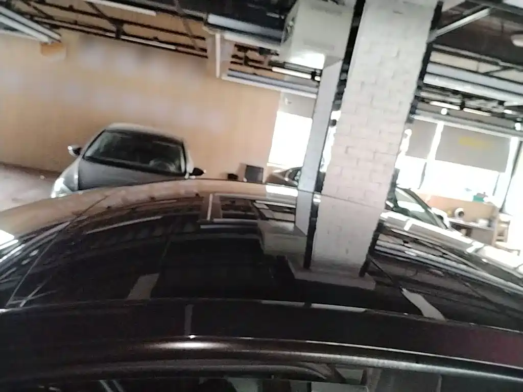 Tesla Model Y — фото 22
