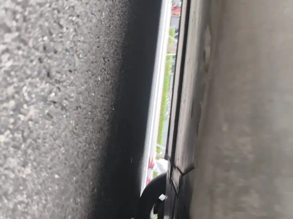 Tesla Model Y — фото 17