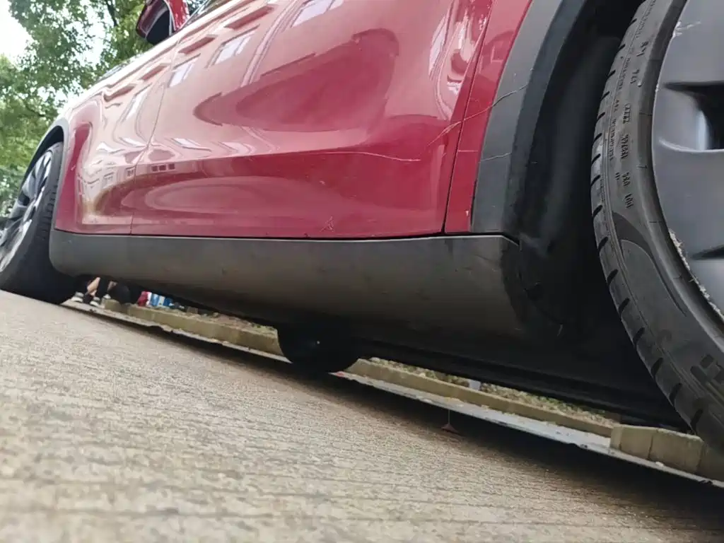 Tesla Model Y — фото 19