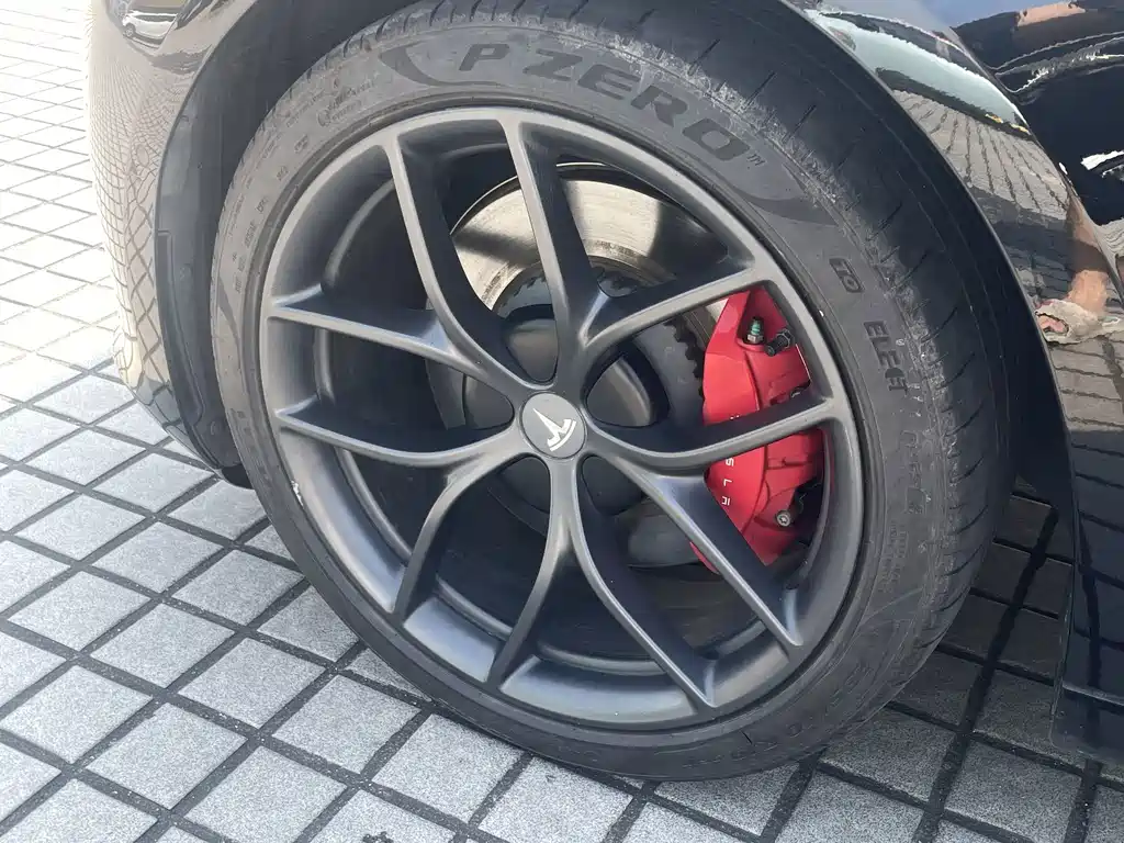 Tesla Model 3 — фото 19