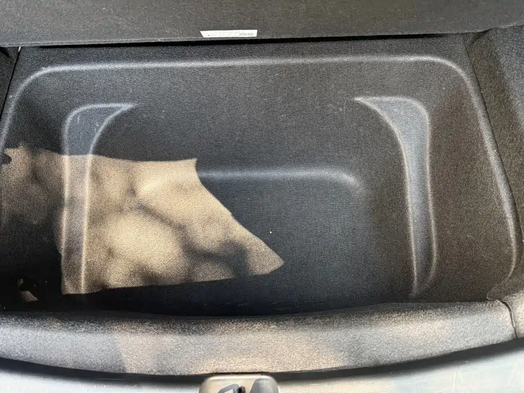 Tesla Model Y — фото 24