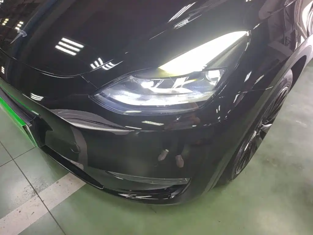 Tesla Model Y — фото 24