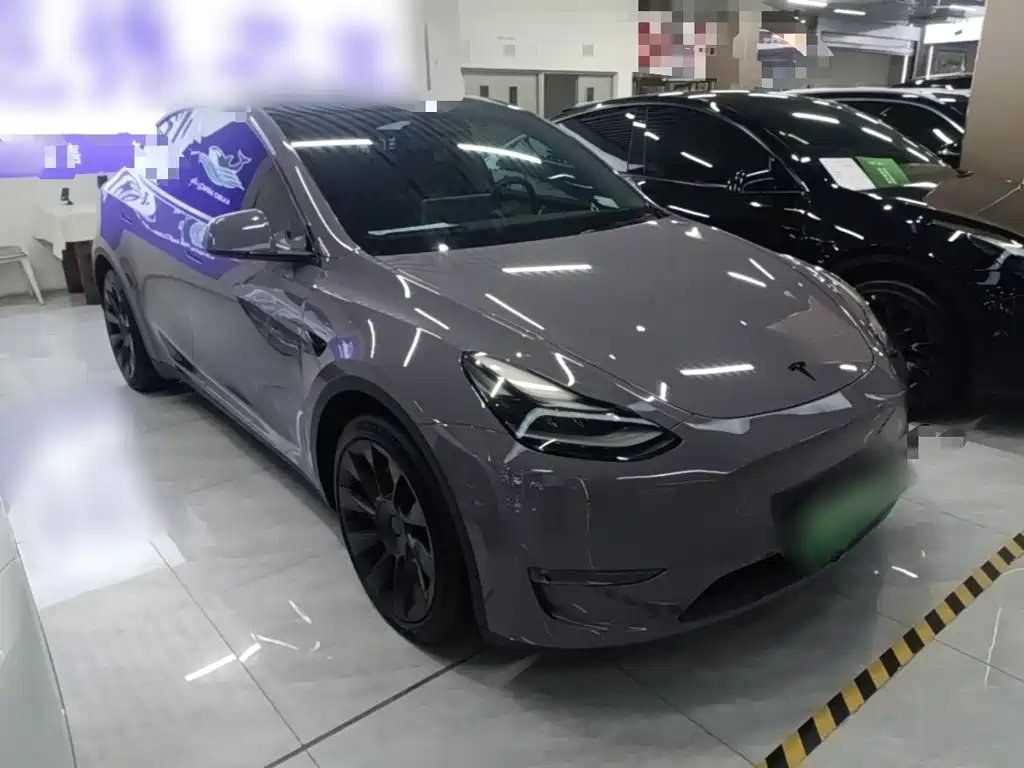 Tesla Model Y — фото 4