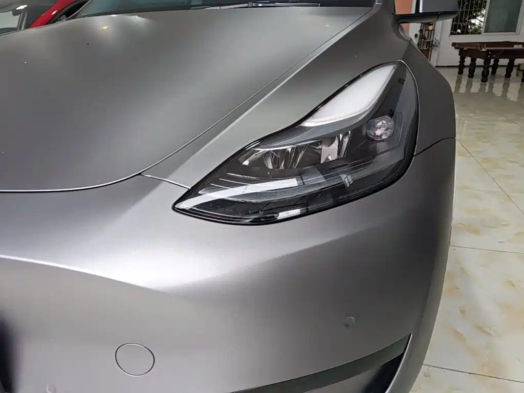 Tesla Model Y — фото 24