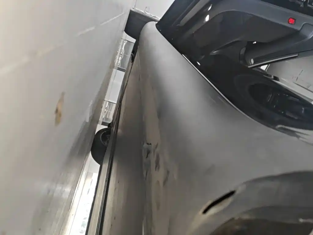 Tesla Model Y — фото 21