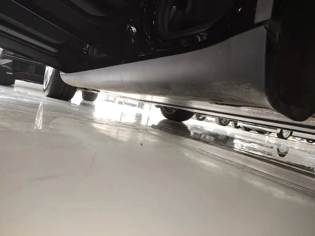 Tesla Model Y — фото 22