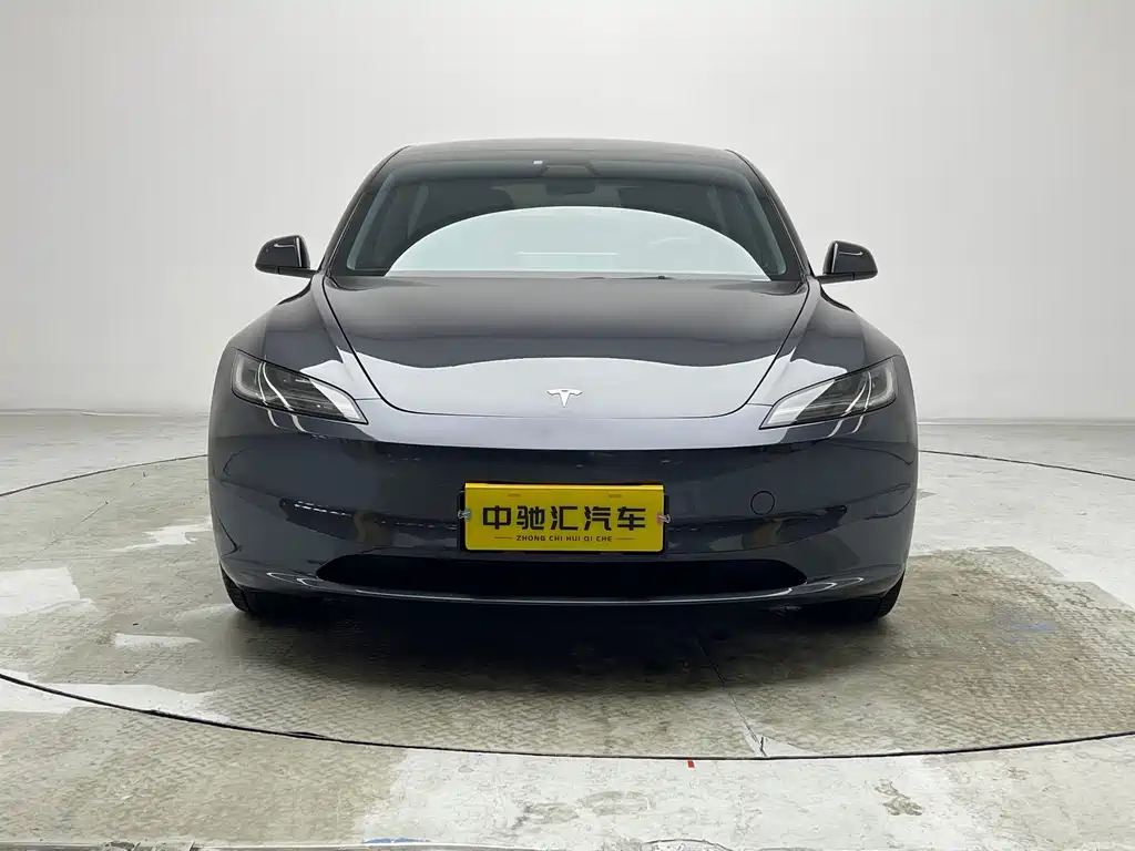Tesla Model 3 — фото 2