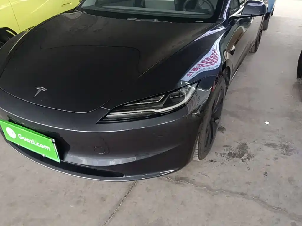 Tesla Model 3 — фото 24