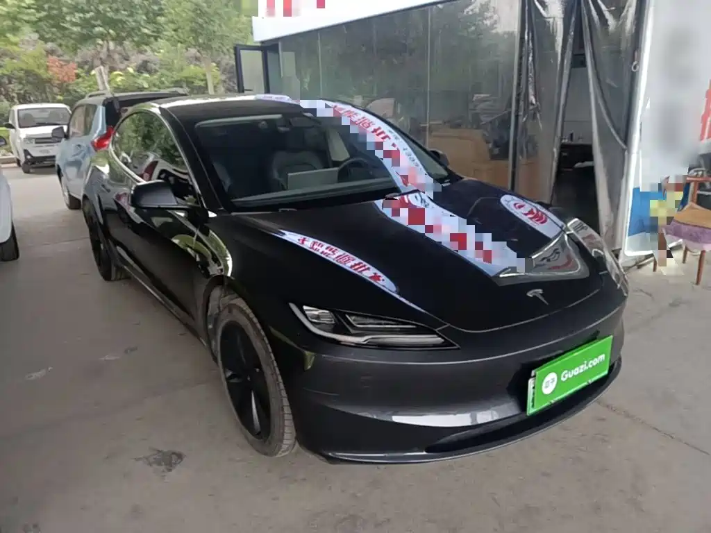 Tesla Model 3 — фото 4