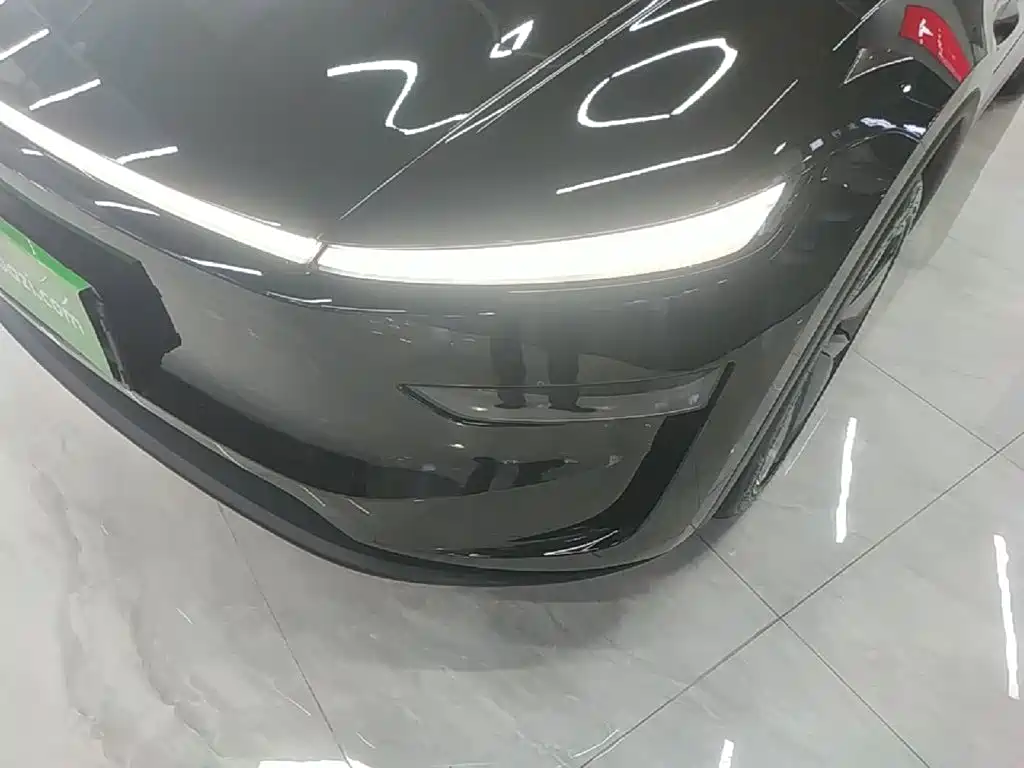 Tesla Model Y — фото 24