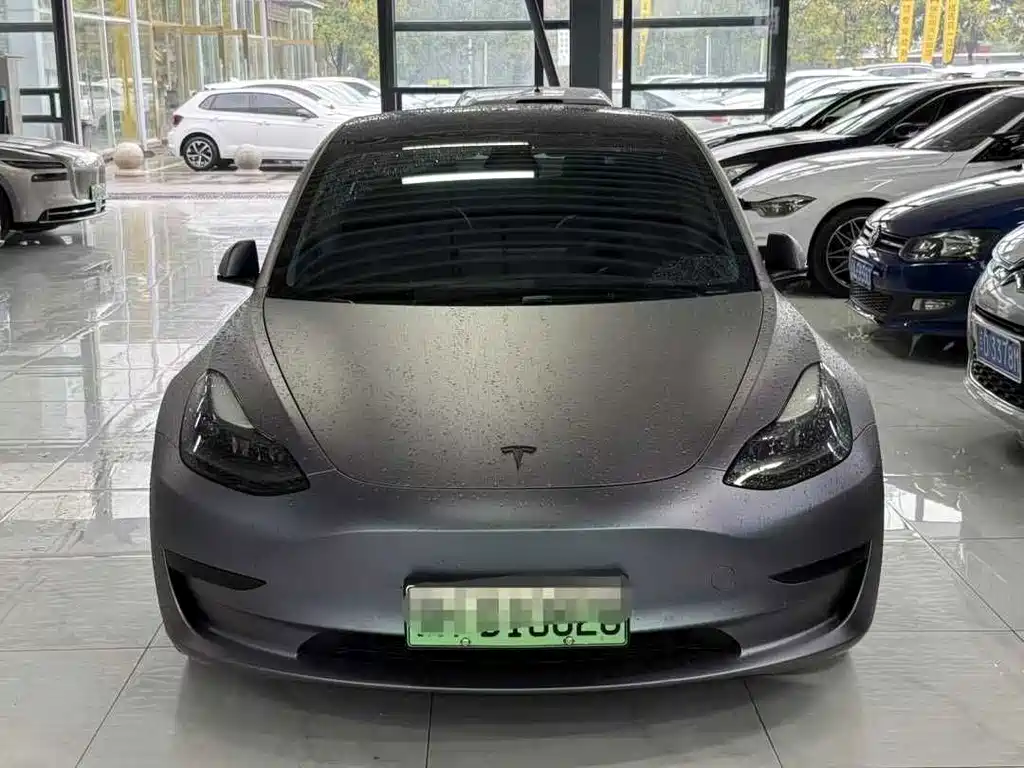 Tesla Model 3 — фото 2