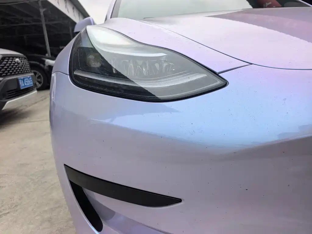 Tesla Model 3 — фото 4
